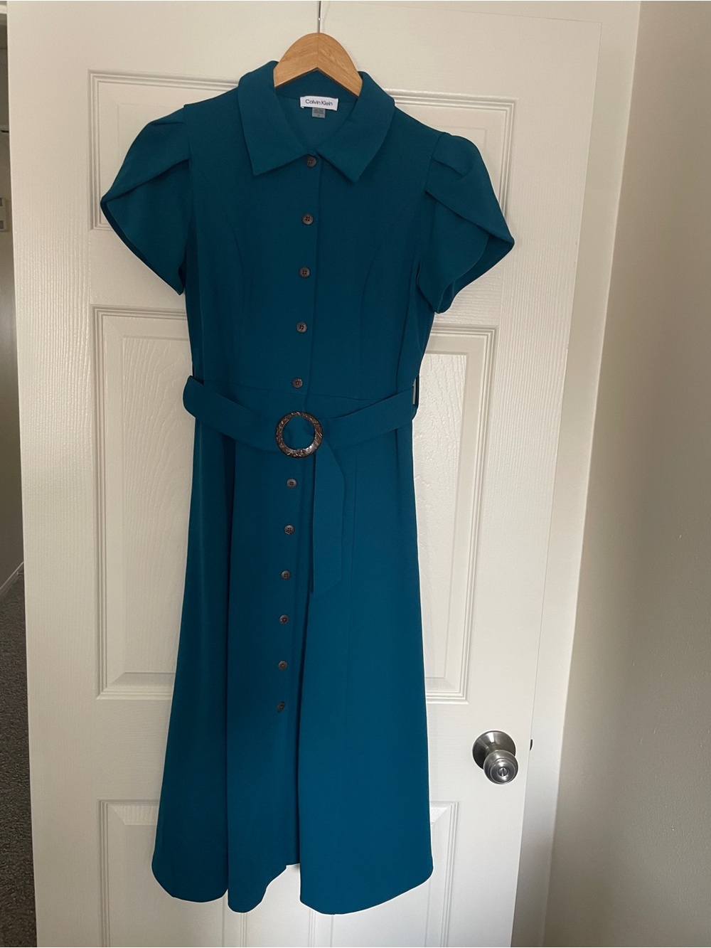 💙 Calvin Klein Button Front Short Sleeved Belted Midi Dress 💙